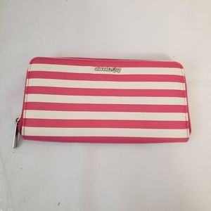 OLIVIA AND JOY WALLET